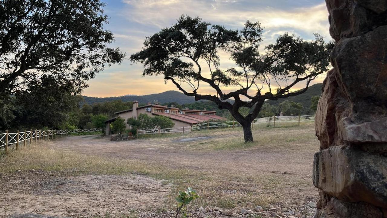 Apartamentos Rurales En Plena Sierra La Calera Bagian luar foto